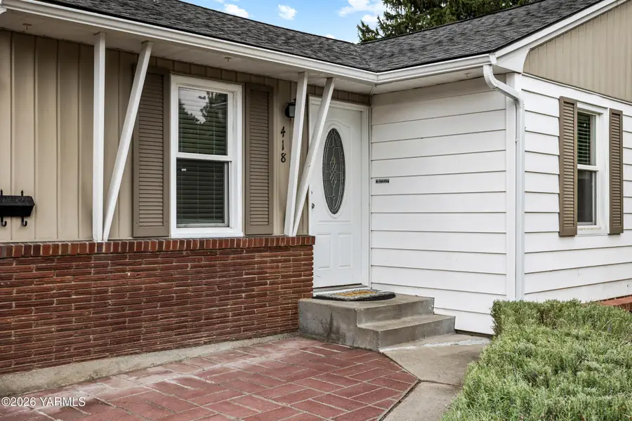 418 S 35th, Yakima, WA 98908 - #3