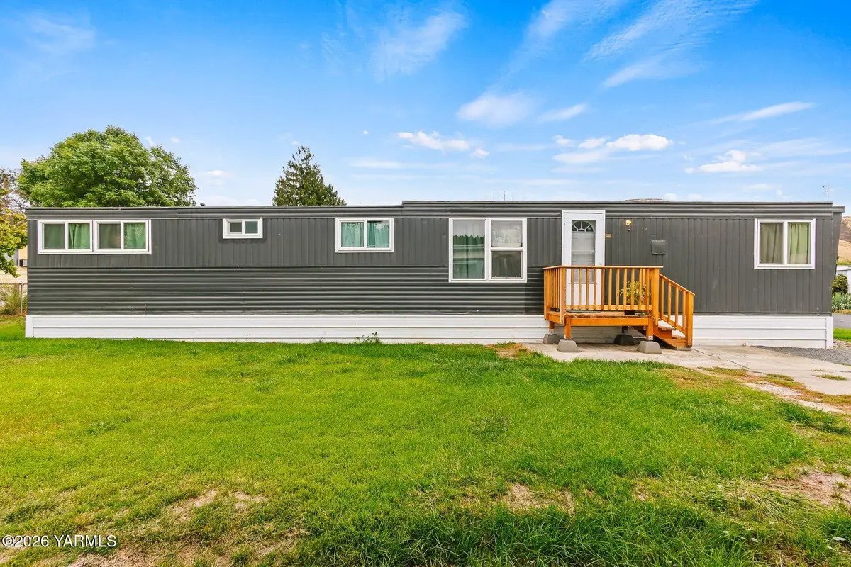 110 Sage Trail, Yakima, WA 98901 - #1