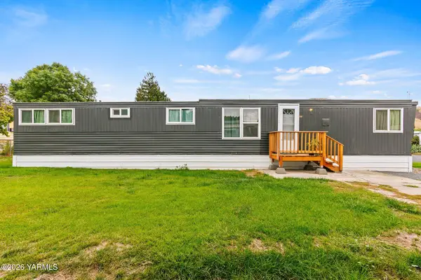 110 Sage Trail, Yakima, WA 98901