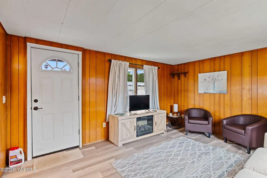 110 Sage Trail, Yakima, WA 98901 - #3