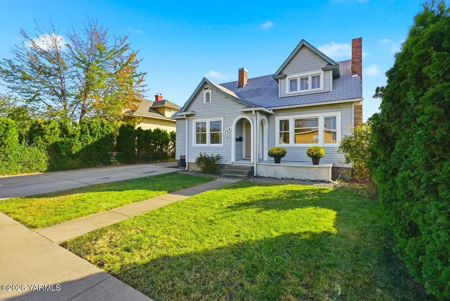309 S 8th, Yakima, WA 98902 - #3