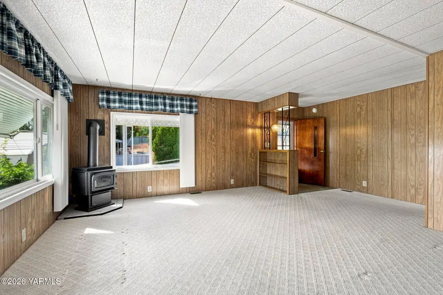 8301 W Tieton, Yakima, WA 98908 - #3