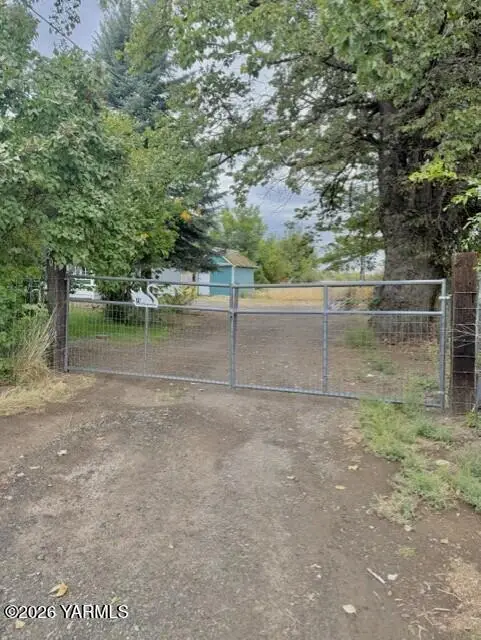 201 Coburn, White Swan, WA 98952 - #3