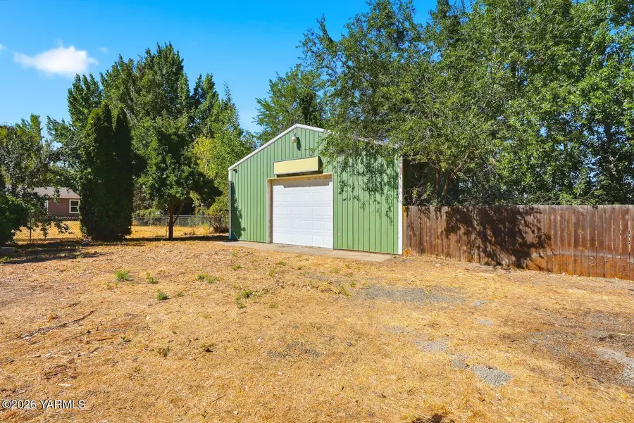 251 Wise Acre, Yakima, WA 98901 - #3