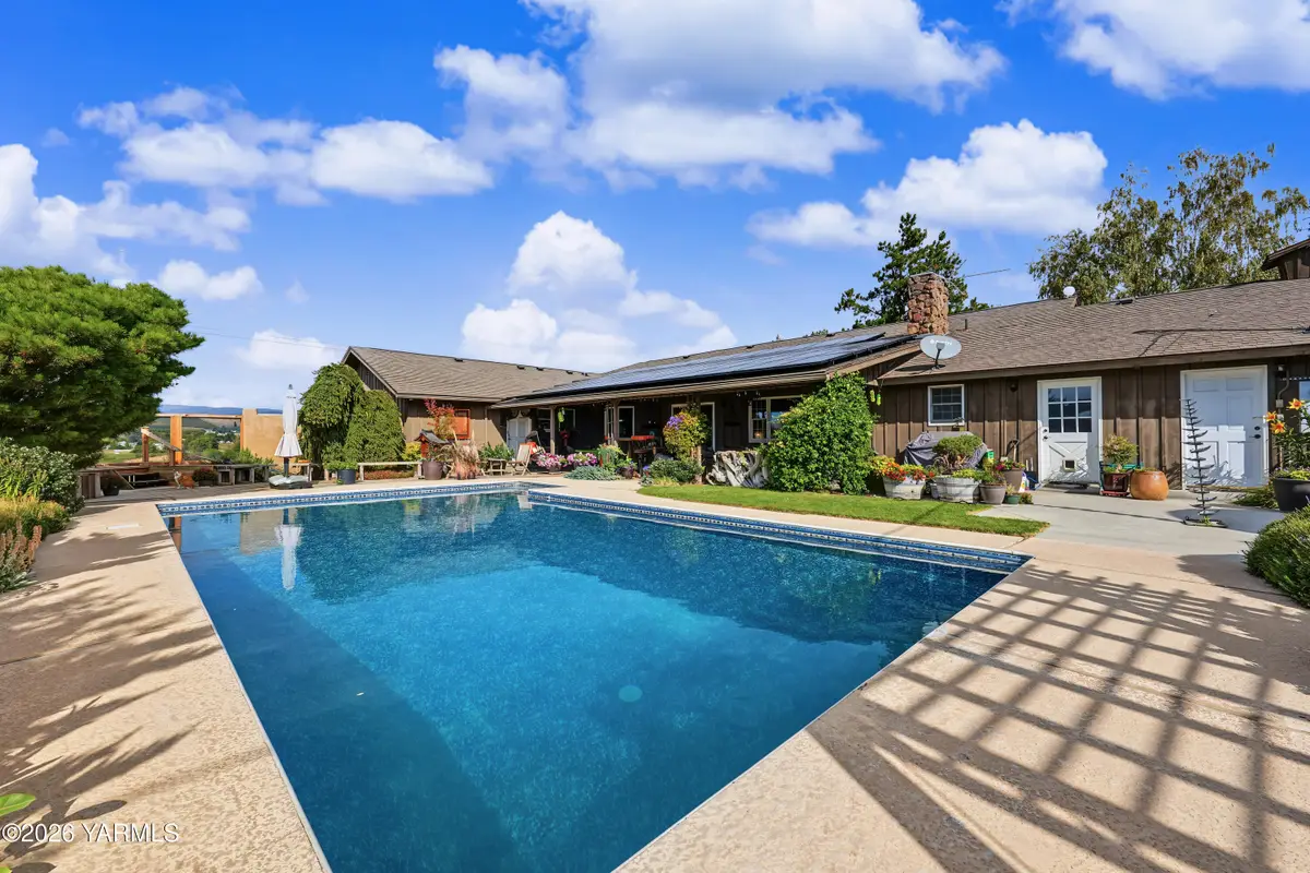1180 Dilley, Tieton, WA 98947 - #1
