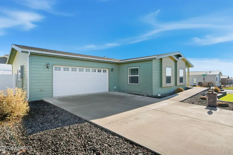 200 Bridle, Yakima, WA 98901 - #2