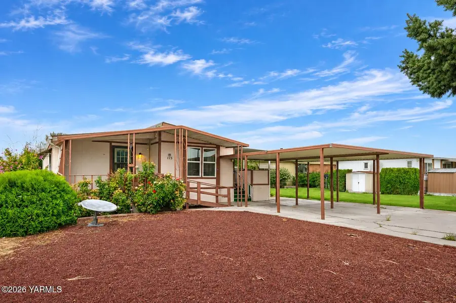 55 W Washington, Yakima, WA 98903 - #2