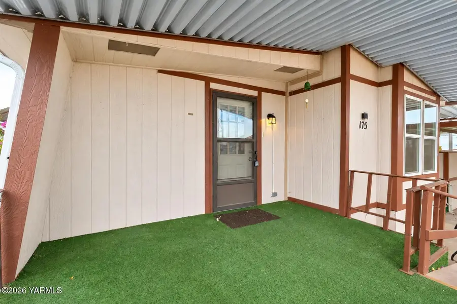 55 W Washington, Yakima, WA 98903 - #3