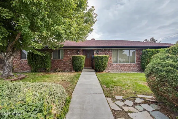 1425 S 32nd, Yakima, WA 98902