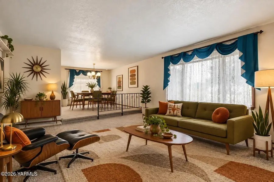 1425 S 32nd, Yakima, WA 98902 - #2