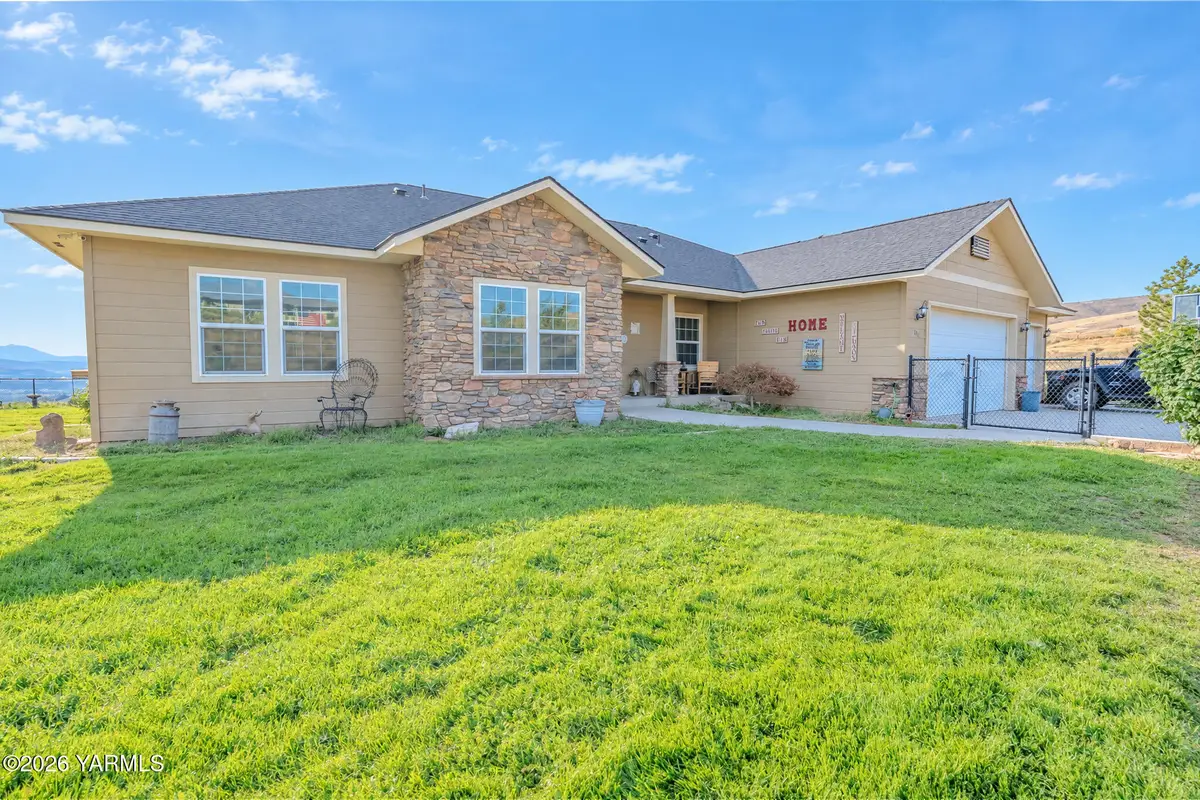 180 S Clark Heights, Yakima, WA 98901 - #1