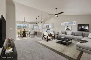 403 Pear Dr, Tieton, WA 98947 - #3