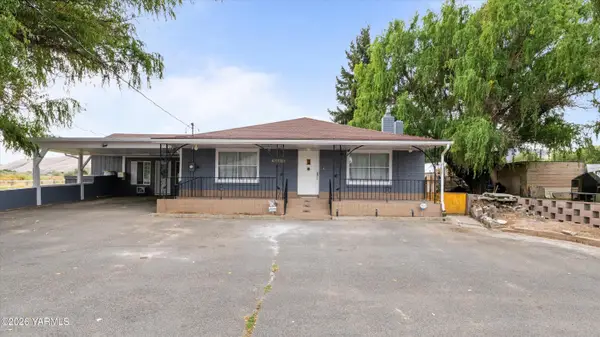 906 Pioneer, Union Gap, WA 98903