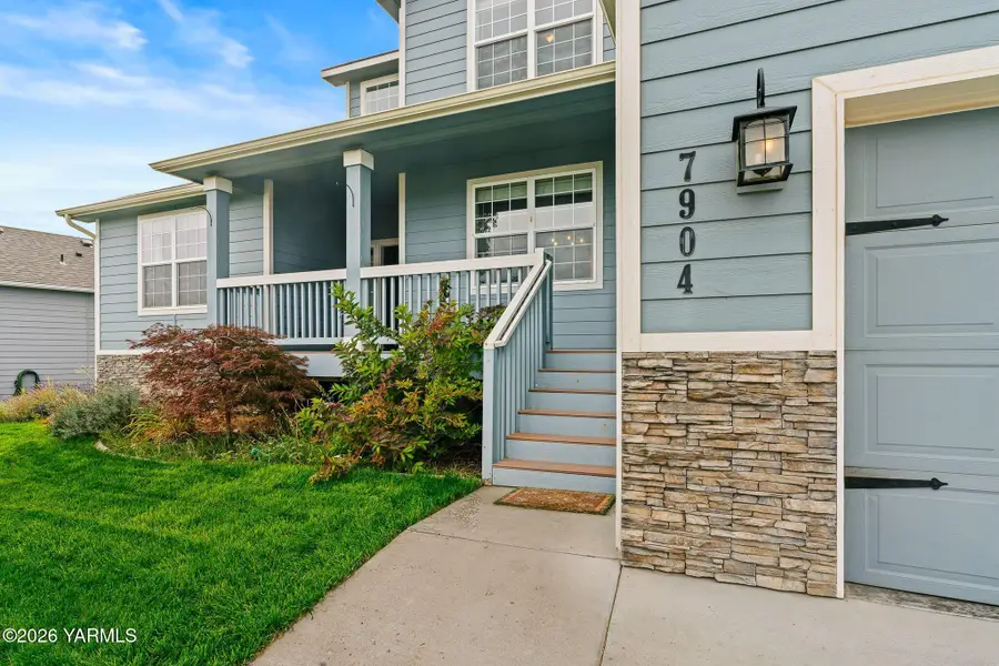 7904 W Washington, Yakima, WA 98903 - #3