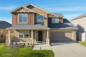 1717 Liberty Ln, Sunnyside, WA 98944