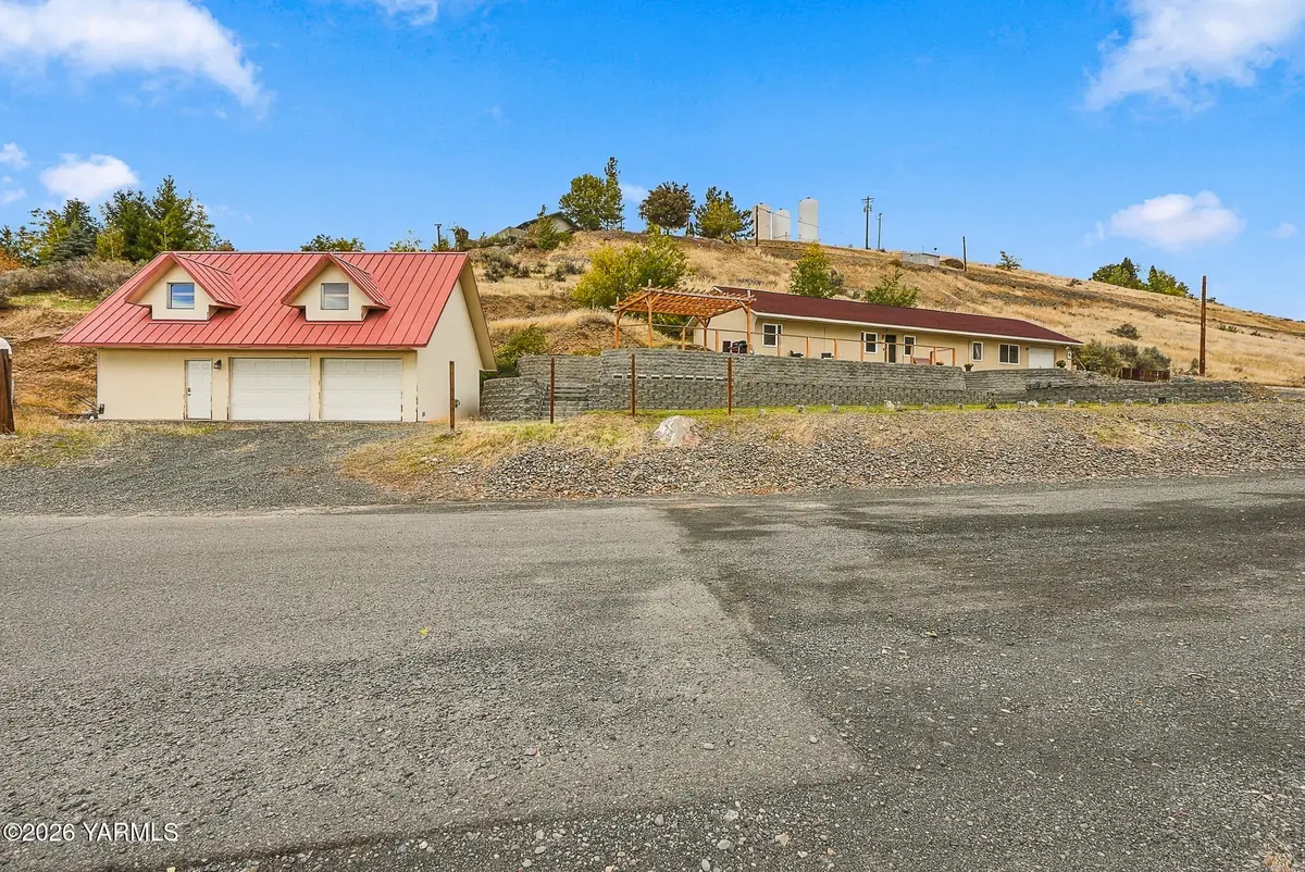 121 Garden, Yakima, WA 98908 - #1