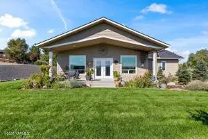 801 Lancaster Rd, Selah, WA 98942