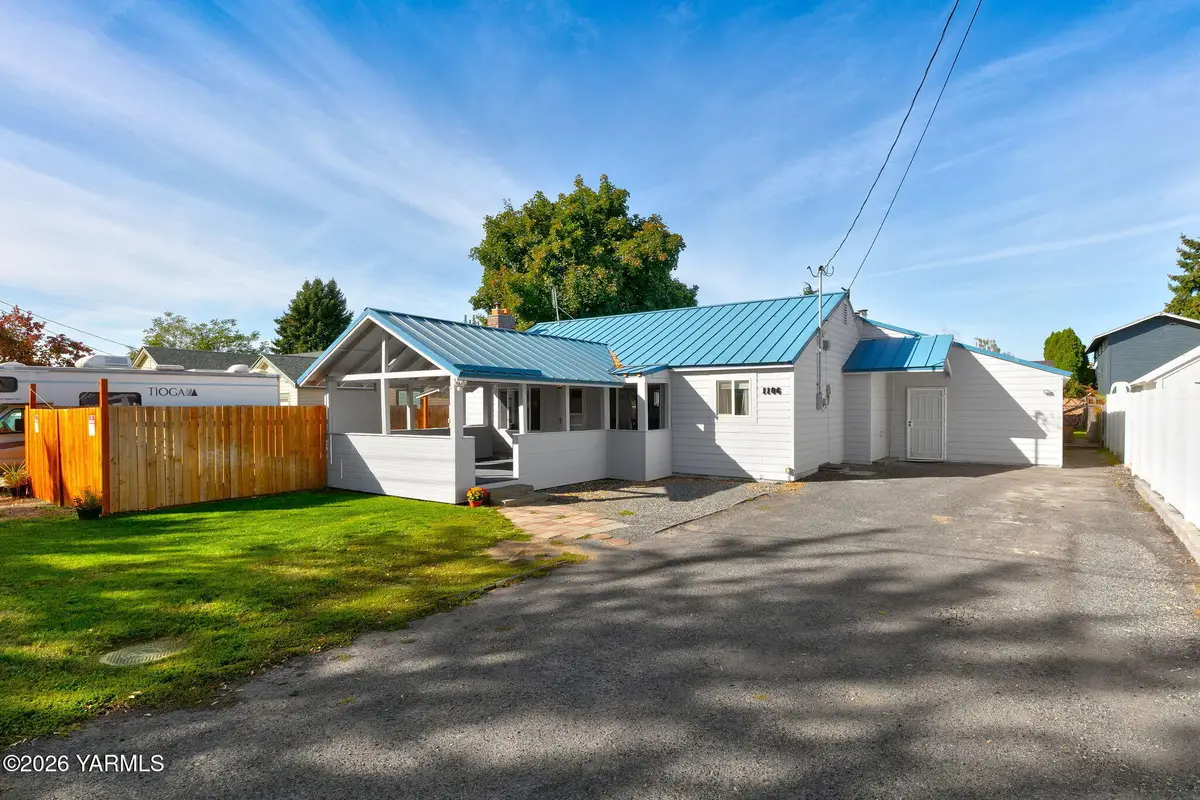 1106 S 31st, Yakima, WA 98902 - #1