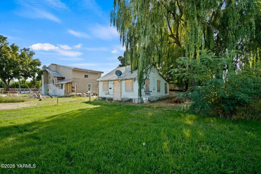 1710 E Mead, Union Gap, WA 98903 - #3