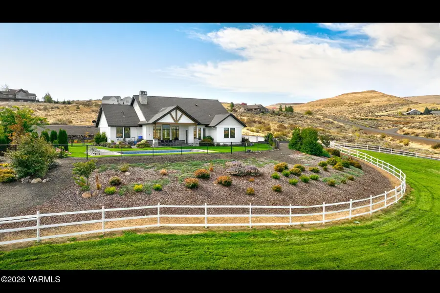 89 Westland, Yakima, WA 98908 - #2
