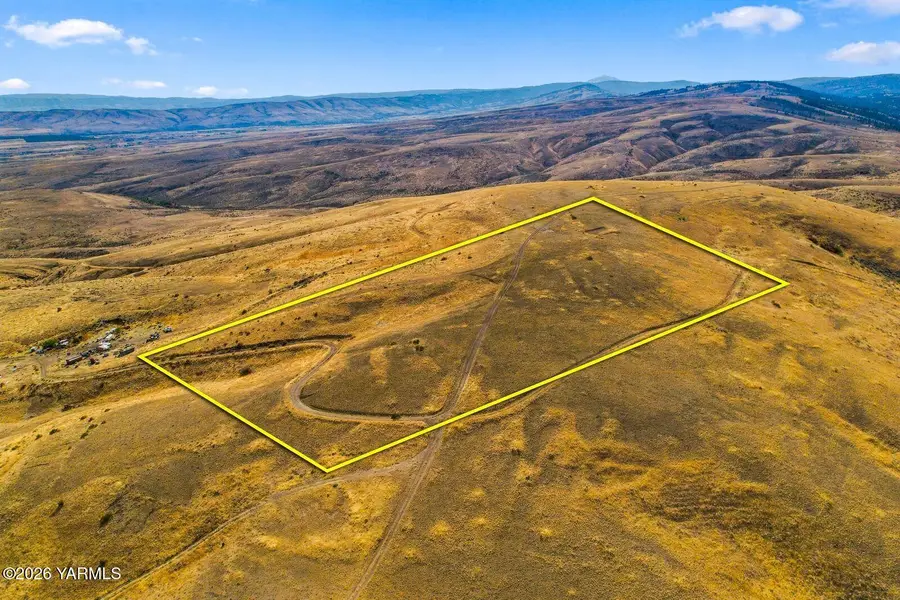 NKA Tieton, Yakima, WA 98936 - #3