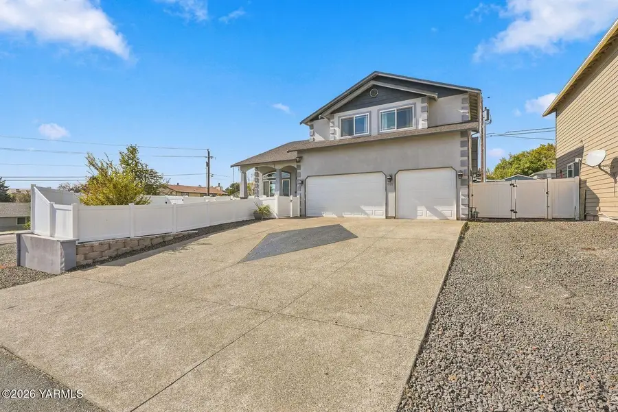 902 Blitz, Selah, WA 98942 - #2