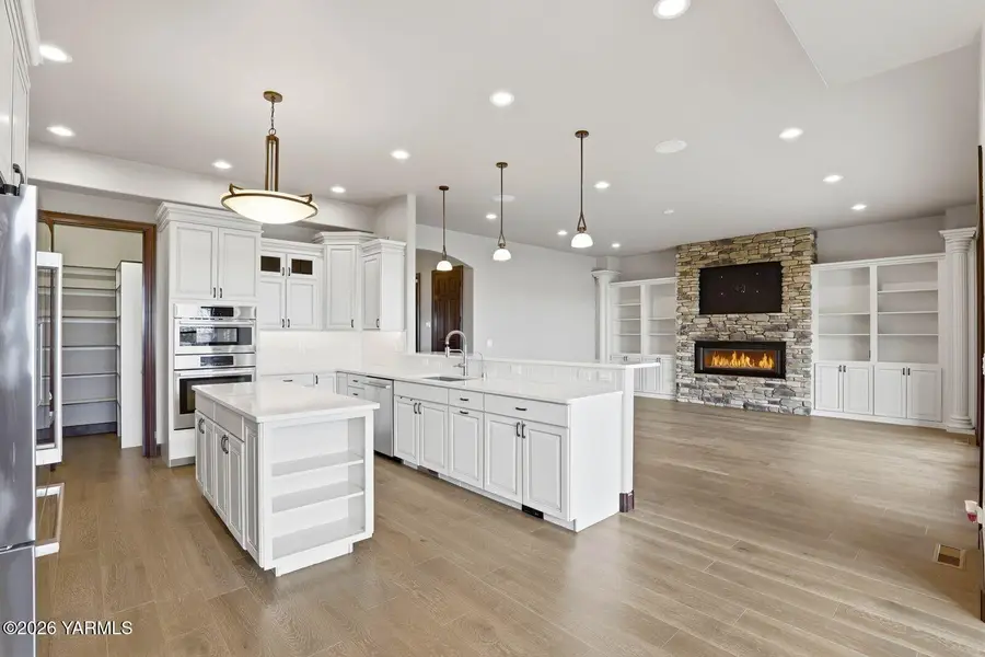 13507 Church, Yakima, WA 98903 - #3