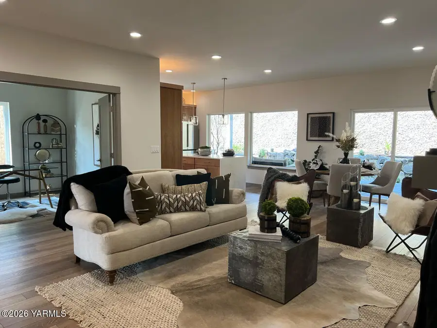 4502 Tayhill, Yakima, WA 98908 - #3