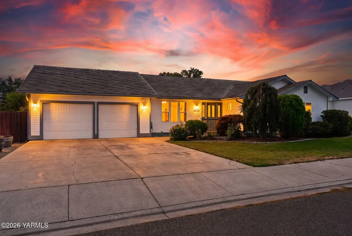 4956 N Sky Vista, Yakima, WA 98901 - #1
