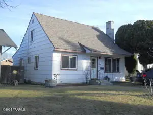 303 Avenue G Ave, Grandview, WA 98930 - #1