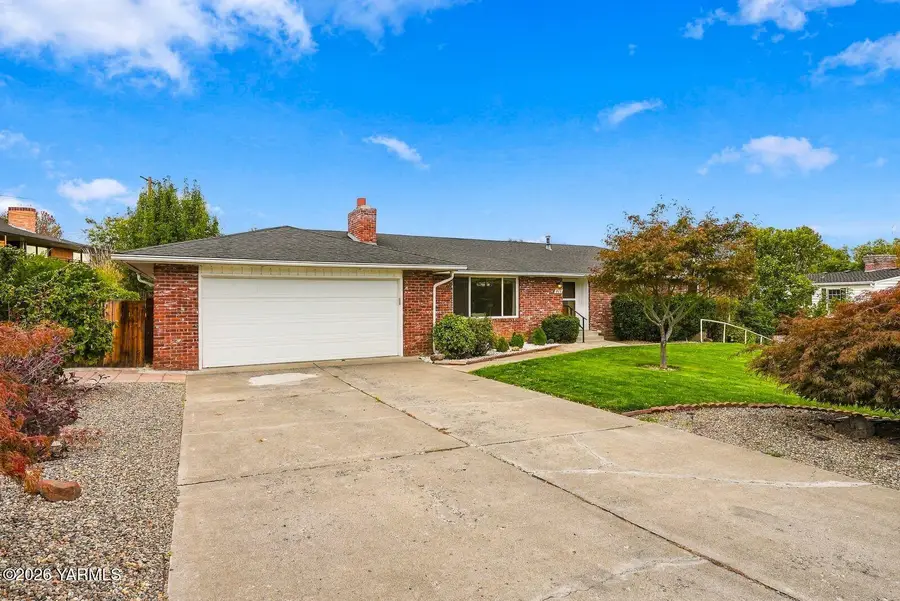 405 N 37th, Yakima, WA 98902 - #2