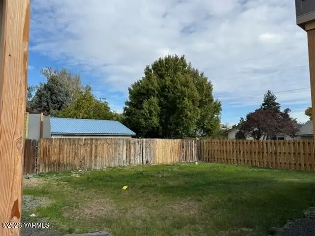 801 N 16th, Yakima, WA 98902 - #3
