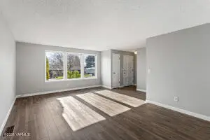 8801 Alpine Ct, Yakima, WA 98908 - #2