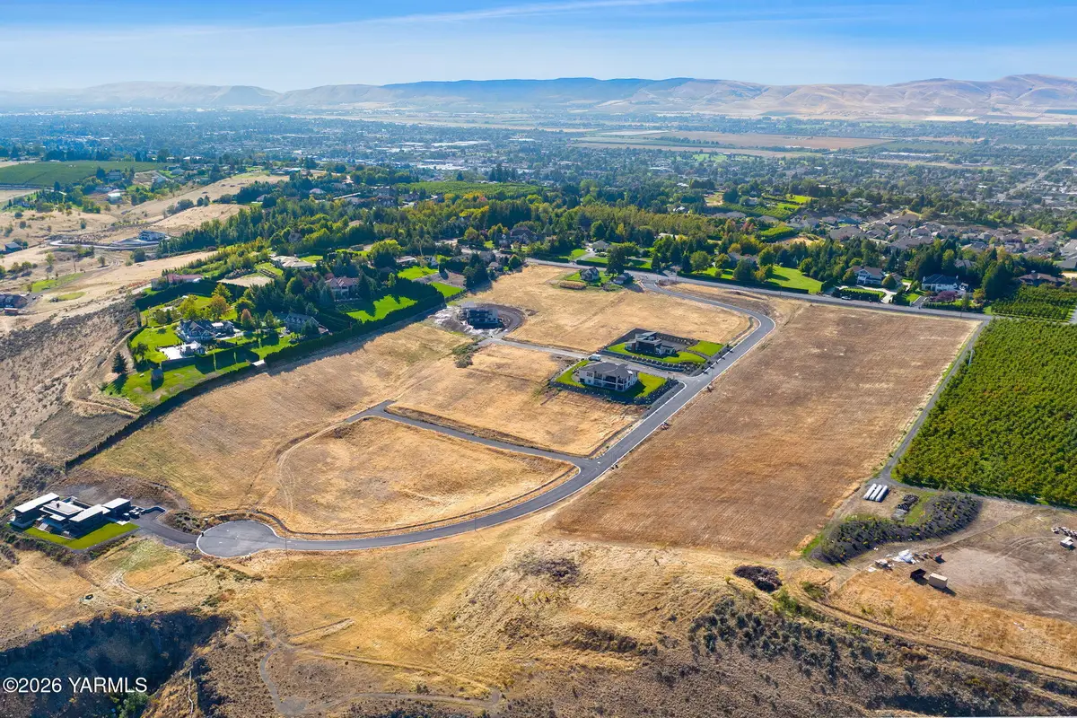 NKA Canyon Estates, Yakima, WA 98908 - #1