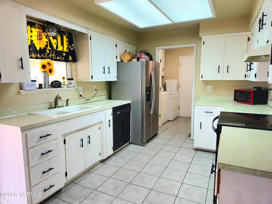 106 Sky Vista, Yakima, WA 98901 - #3