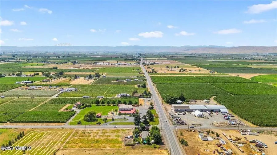 nka W Wapato/ashue, Wapato, WA 98951 - #2