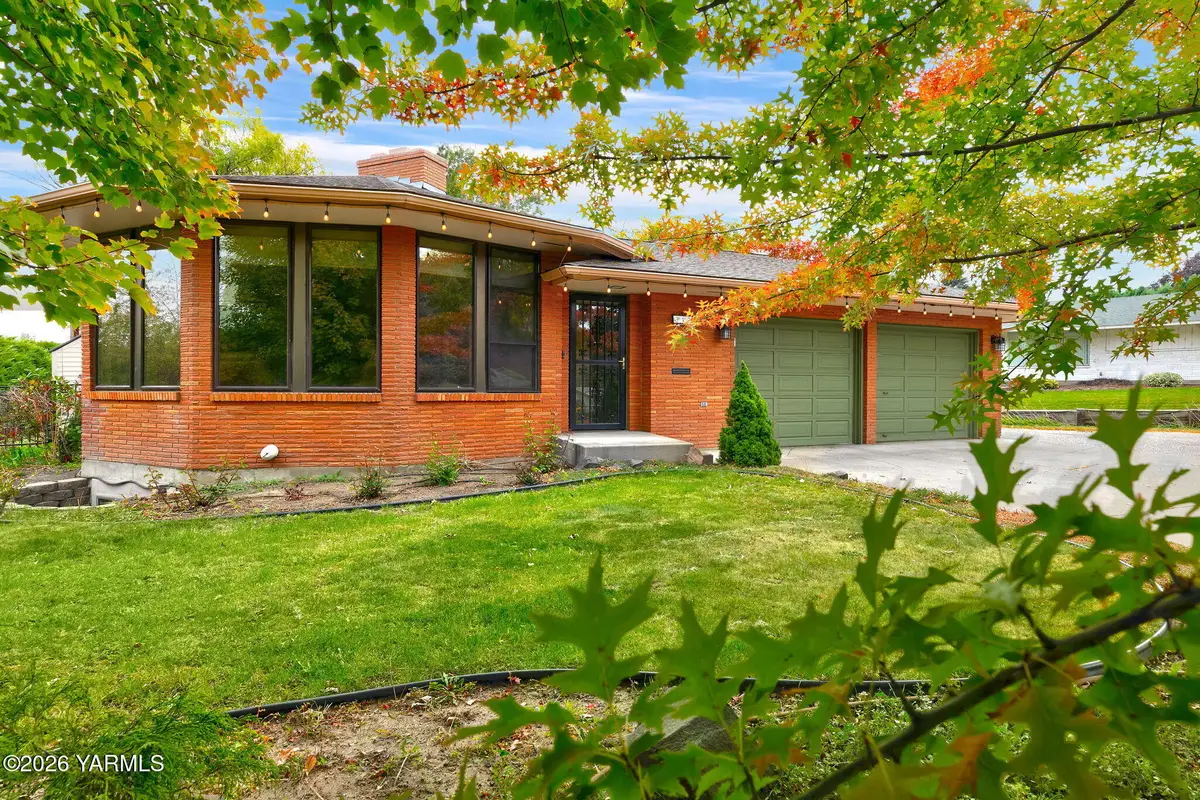 317 N 28th, Yakima, WA 98902 - #1
