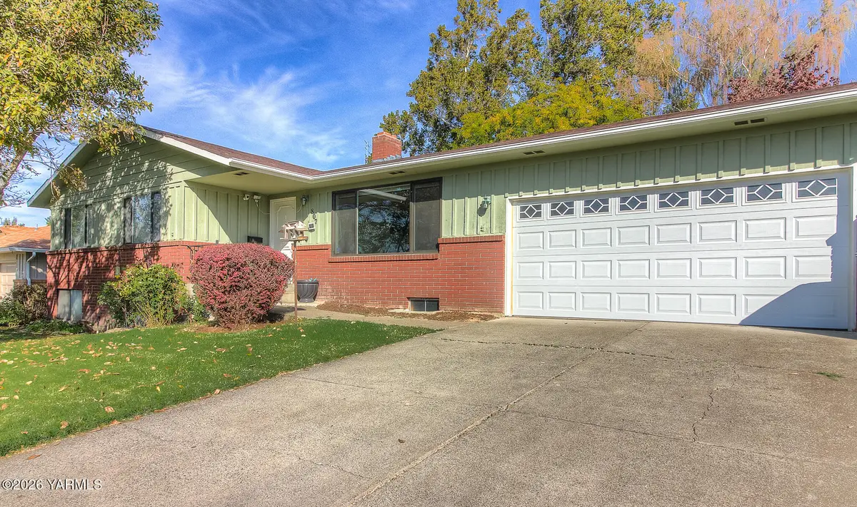 807 S 35th, Yakima, WA 98902 - #1