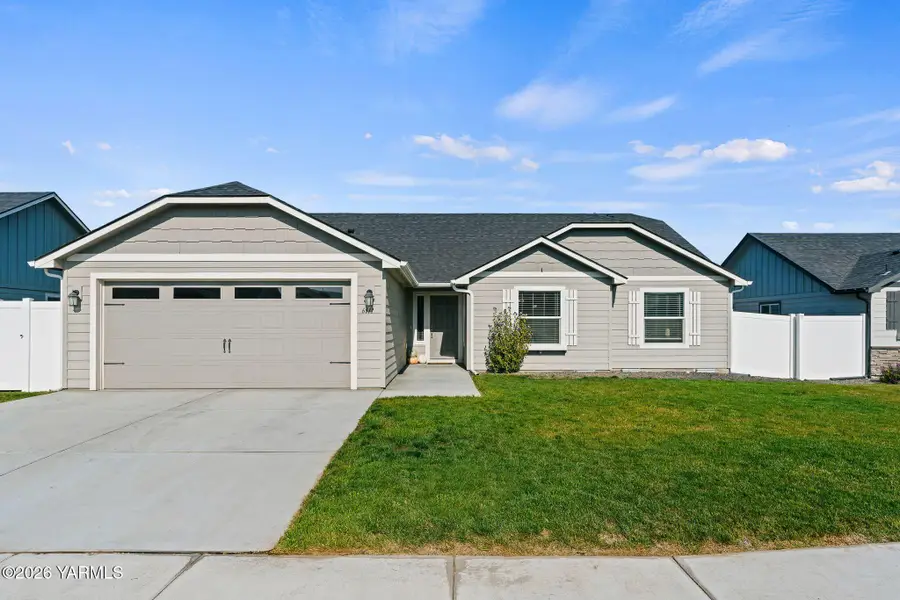 6111 Whatcom, Yakima, WA 98903 - #2