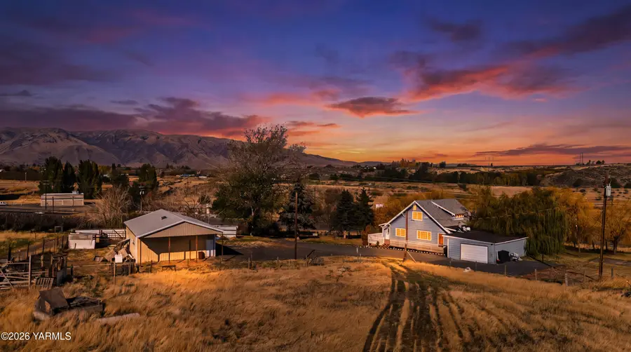 18790 Summitview, Yakima, WA 98908 - #3