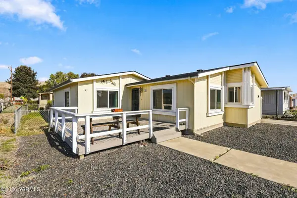 1011 N 34th, Yakima, WA 98902