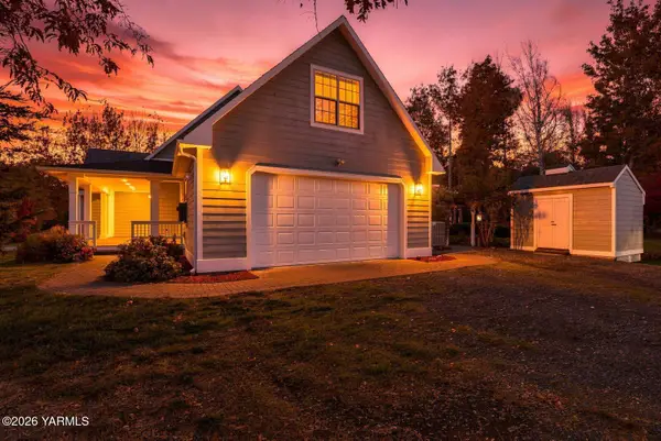 10205 Wide Hollow, Yakima, WA 98908