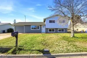 1116 S 31st Ave, Yakima, WA 98902