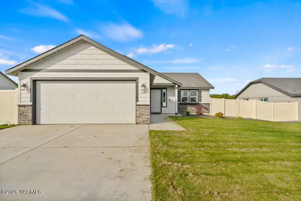 118 Bitters Lp, Grandview, WA 98930