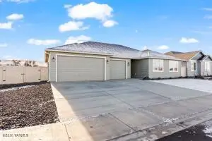 5090 Woolsey Rd, Yakima, WA 98903 - #3