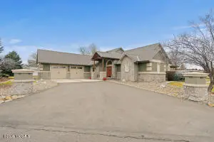 7801 Ryegrass Rd, Yakima, WA 98903