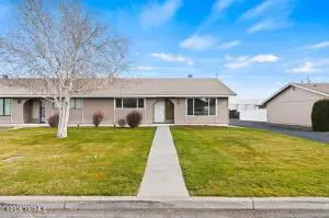 611 S 53rd Ave, Yakima, WA 98908 - #2