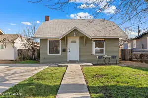 716 S 6th St, Sunnyside, WA 98944