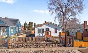419 S 17th Ave, Yakima, WA 98902