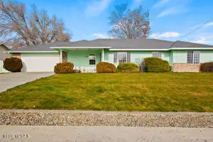 5301 Maui Pl, Yakima, WA 98908